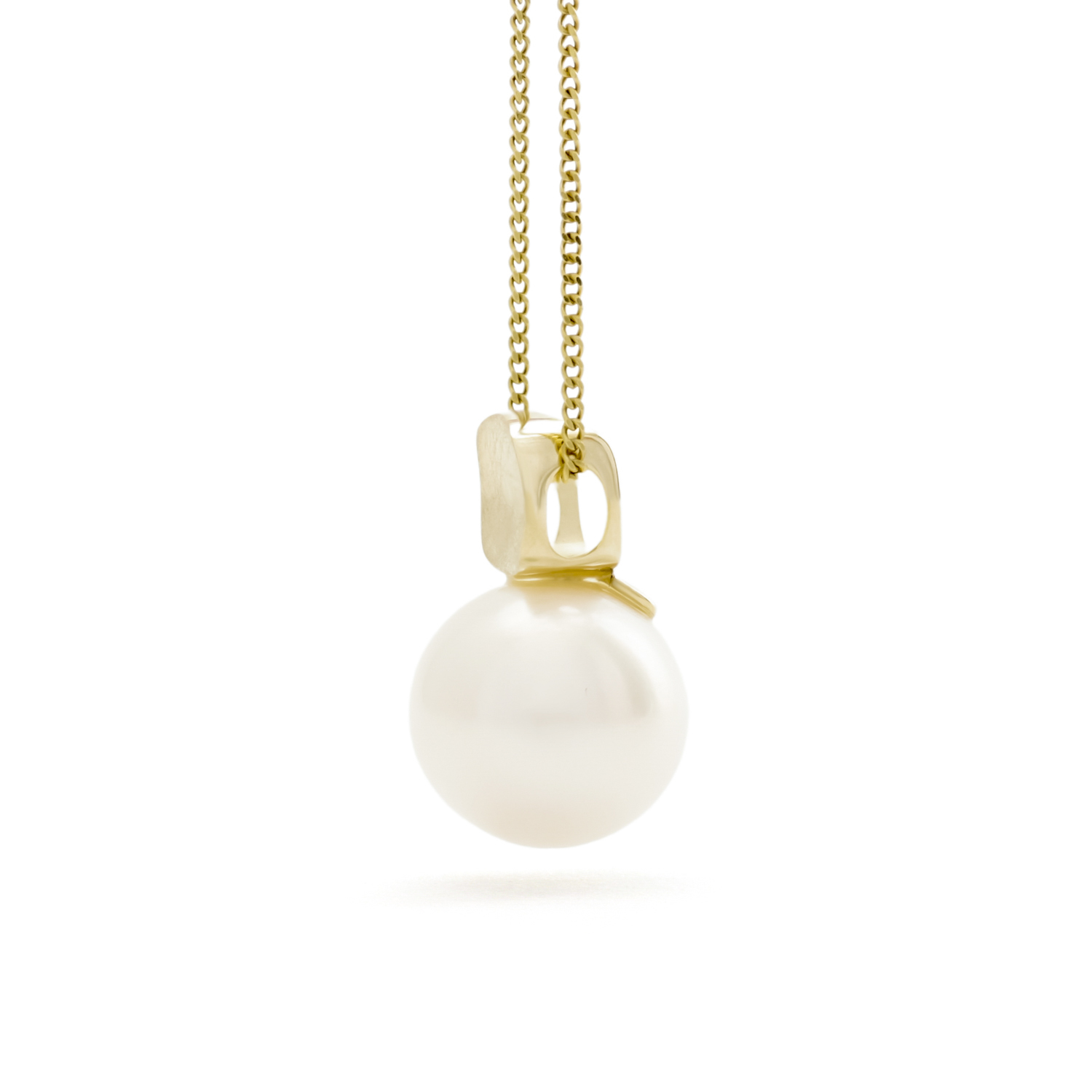 Salma hanger met ketting, geelgoud, zoetwaterparel