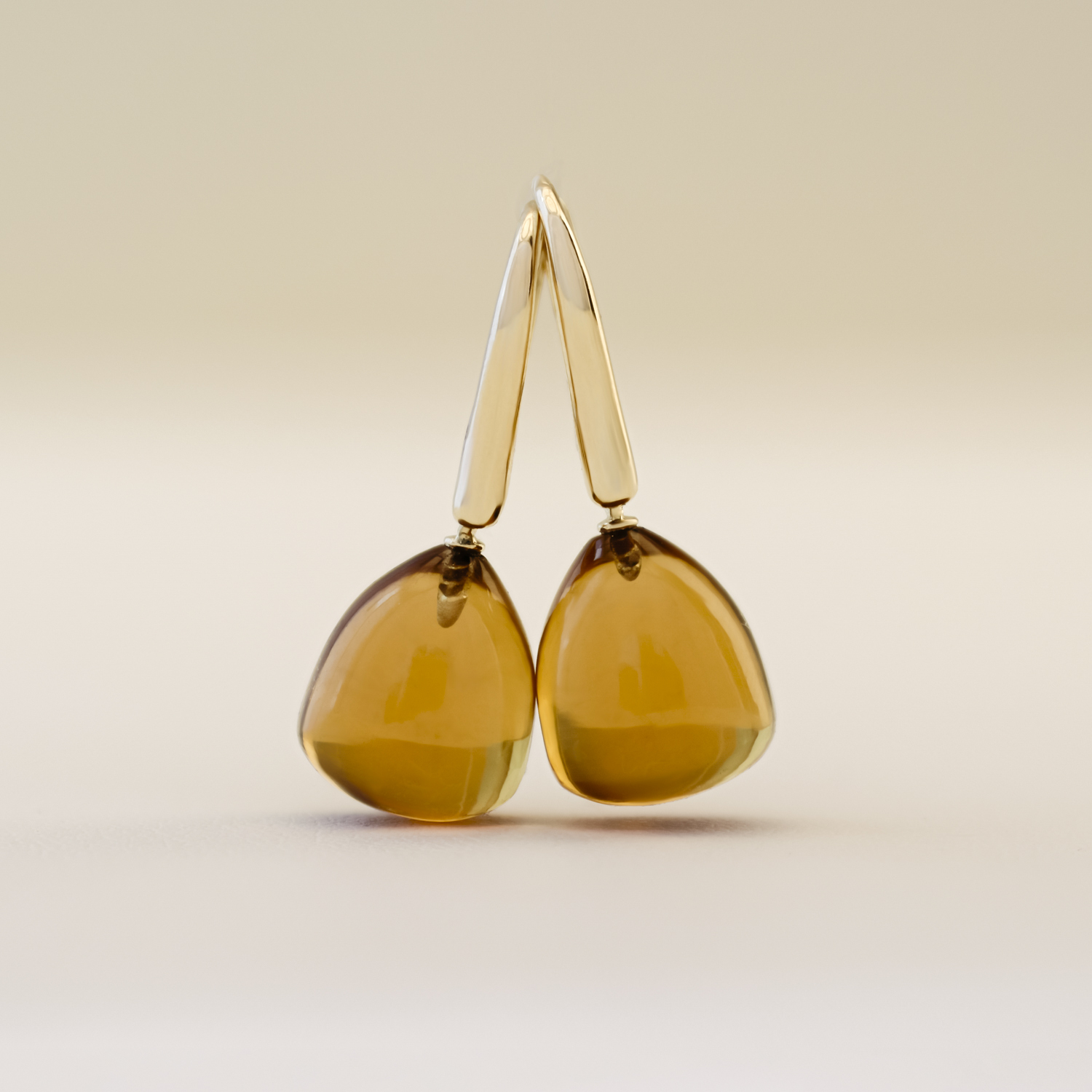 Pamela oorhangers, geelgoud, citrien