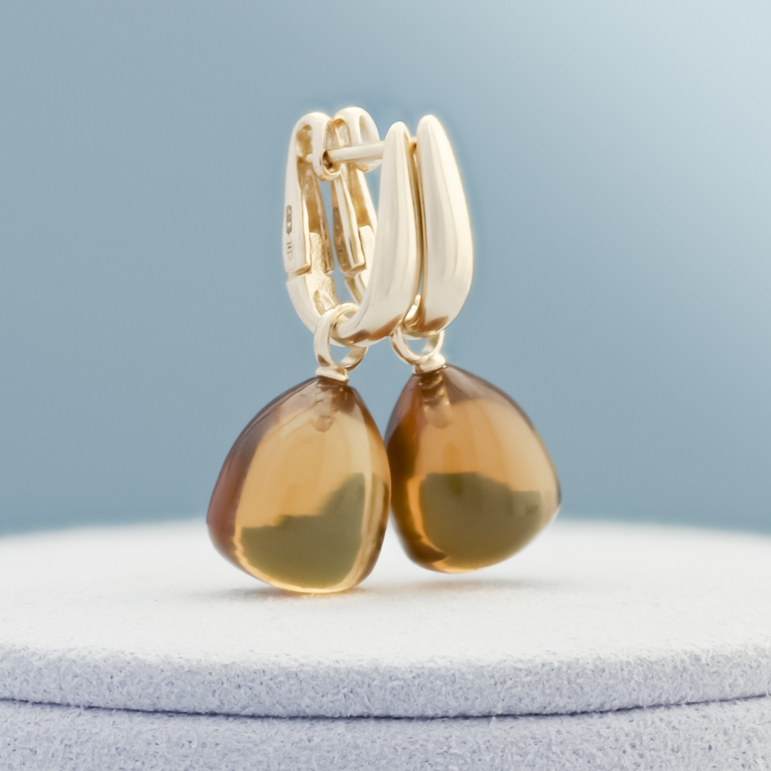 Creolen oorhangers, Onna geelgoud, Citrien