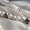 Pareloorknoppen, witgoud, diamant, Zuidzee parel