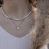 Sophie parelhanger met ketting, geelgoud, zoetwaterparel