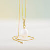 Parelhanger met ketting, geelgoud, zoetwaterparel